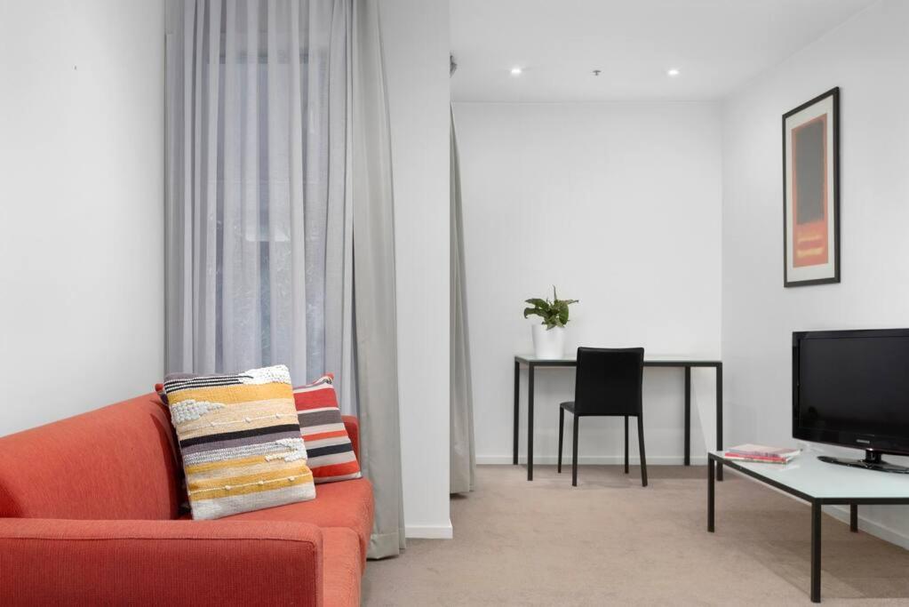 108 Astral Apartments Ville de Ville de Melbourne Extérieur photo